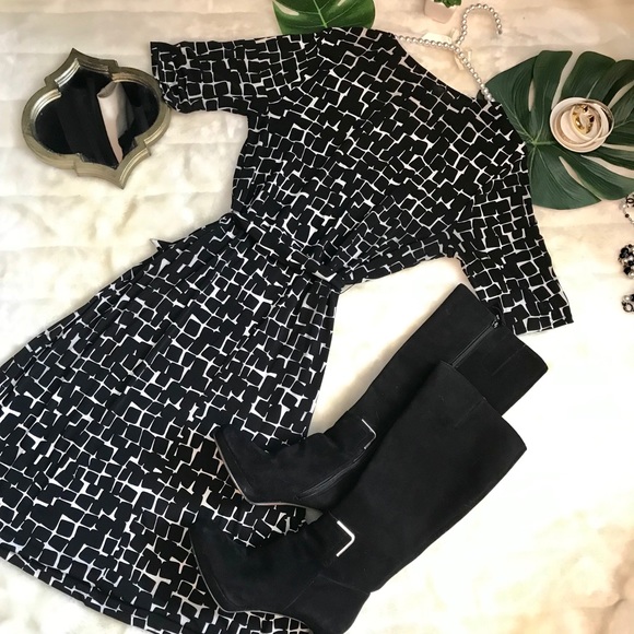 Black and white print 3/4 sleeve dress w bogo top! - Picture 5 of 8